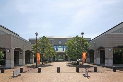 吉岡文化センター図書館