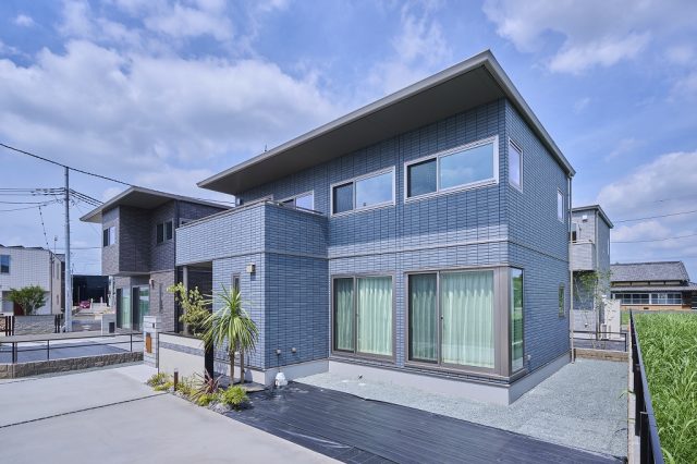 下田島4号棟の外観写真