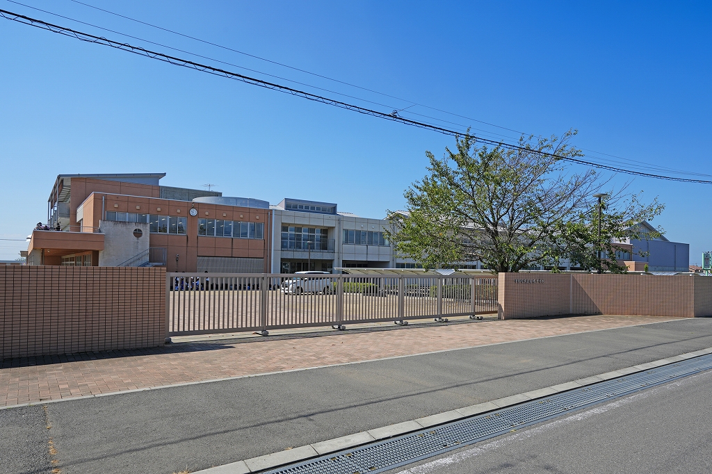 伊勢崎市立赤堀中学校