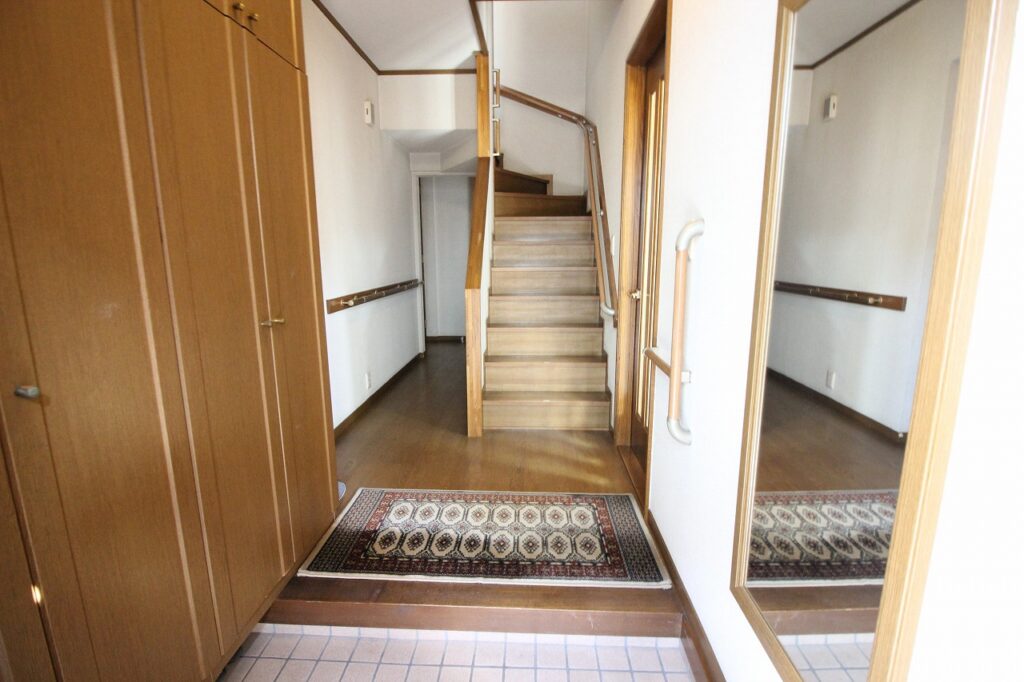 手すりがあるので安心です。