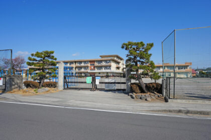 六郷小学校